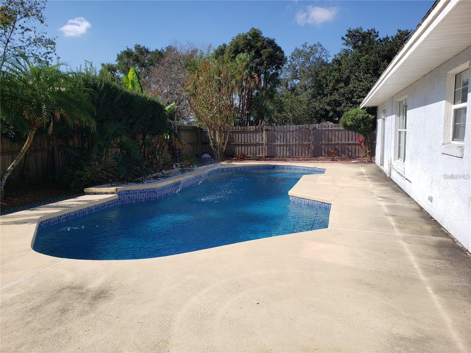HUNTERS TRACE - Residential