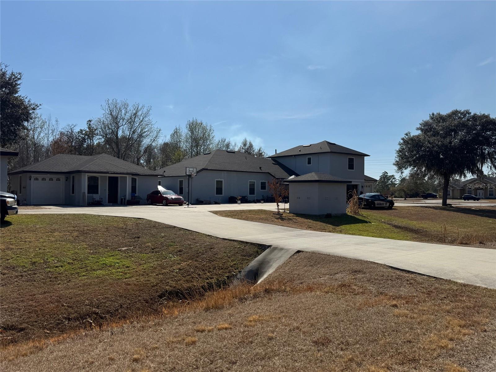 HUNTERS TRACE - Residential