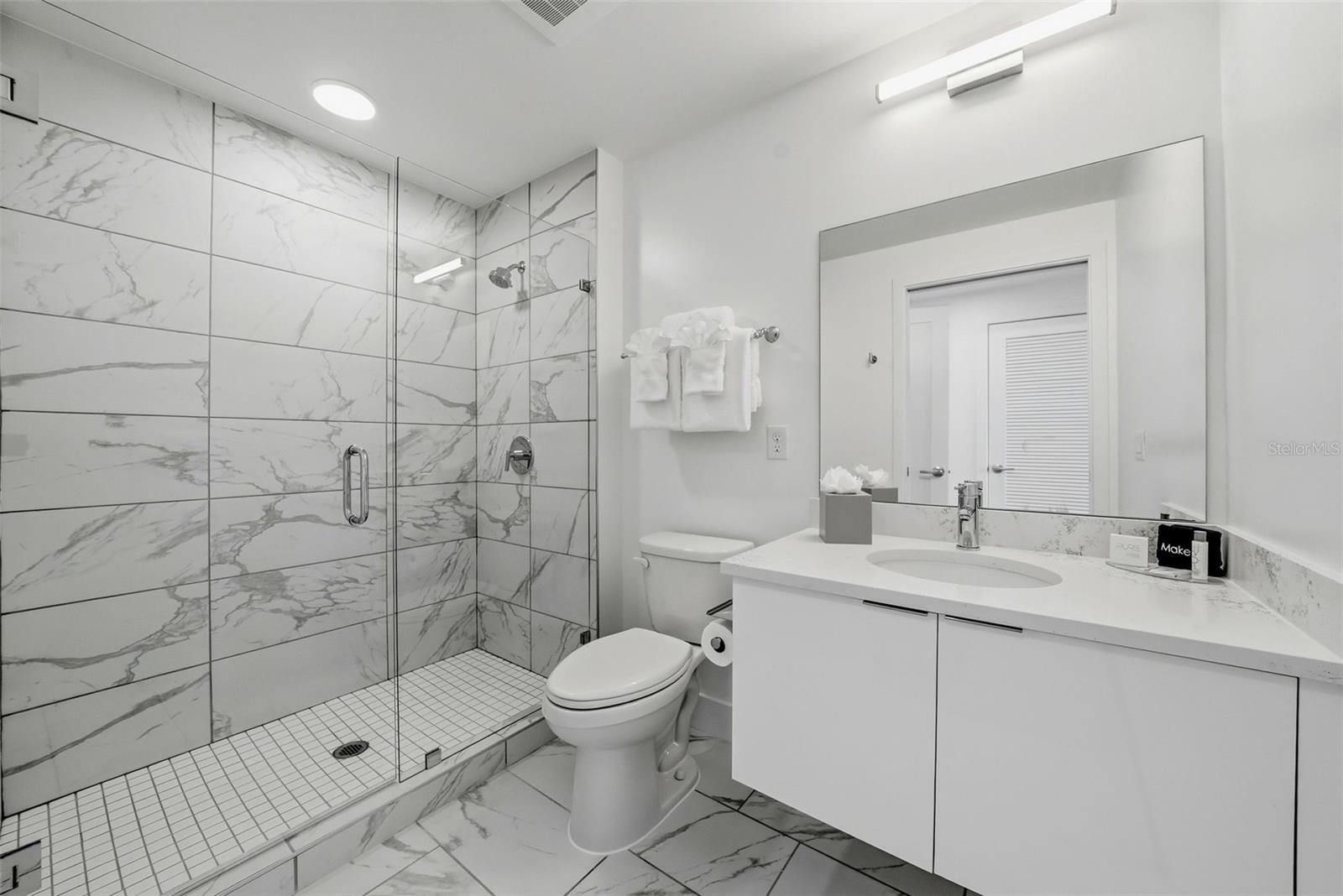 CW RESORT - Residential