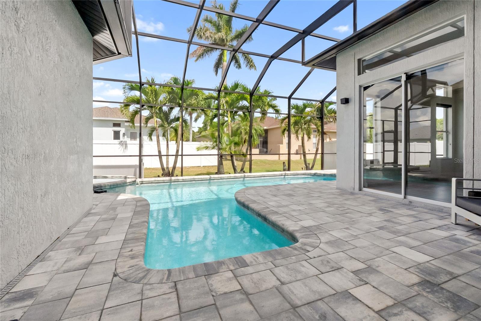 CASCADES AT SARASOTA PH IV - Residential Lease