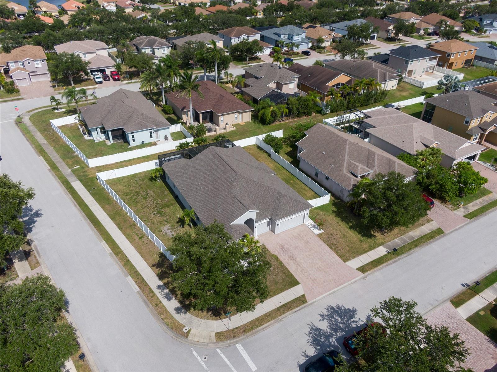 CASCADES AT SARASOTA PH IV - Residential Lease