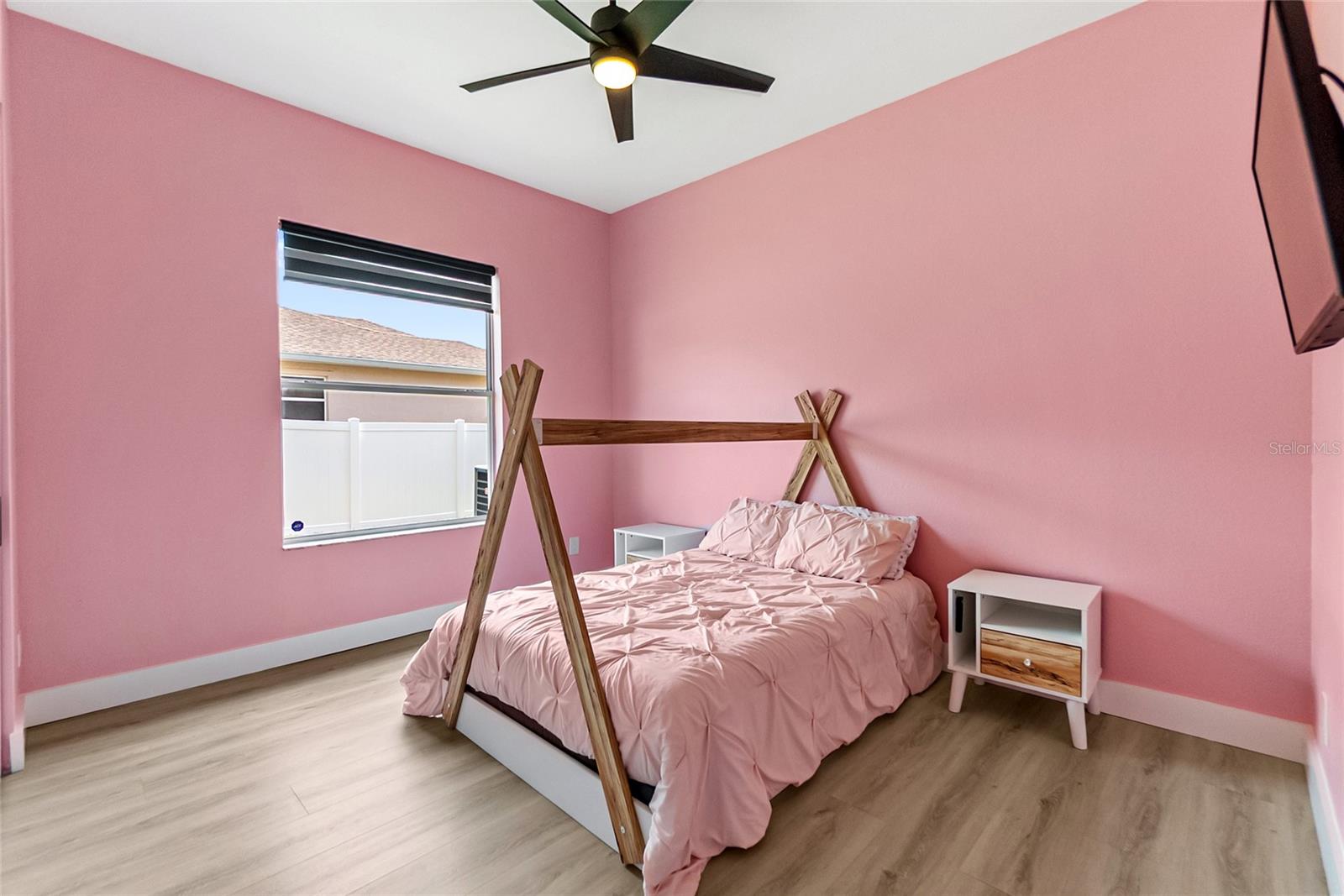 CASCADES AT SARASOTA PH IV - Residential Lease