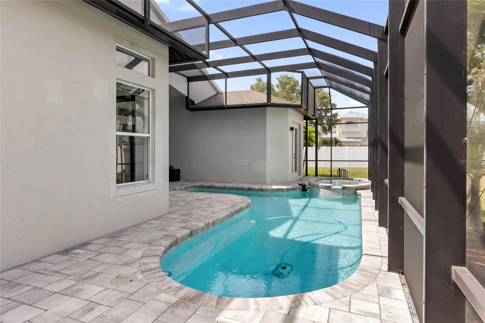 CASCADES AT SARASOTA PH IV - Residential Lease