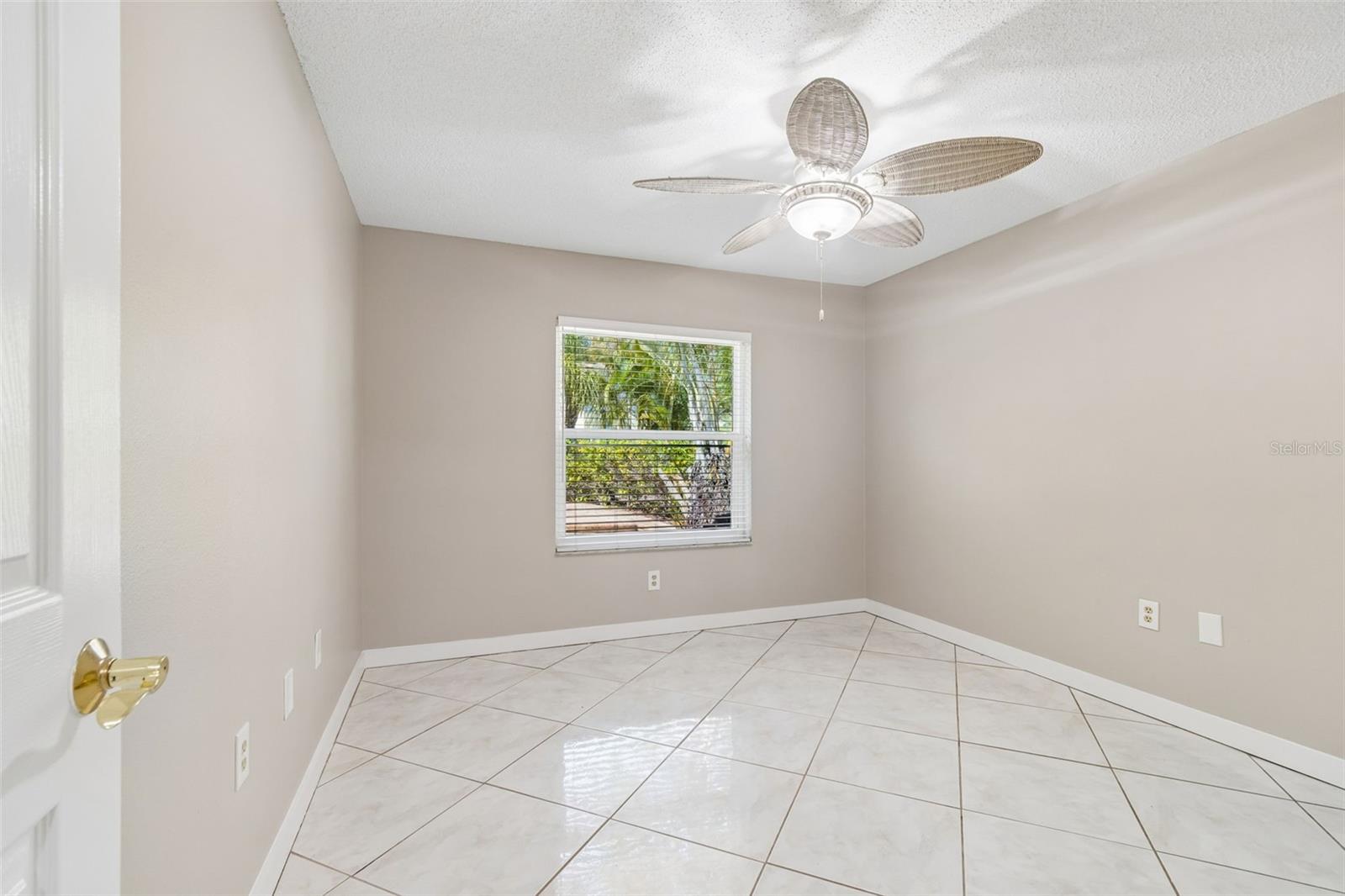 COUNTRYSIDE PINES - Residential