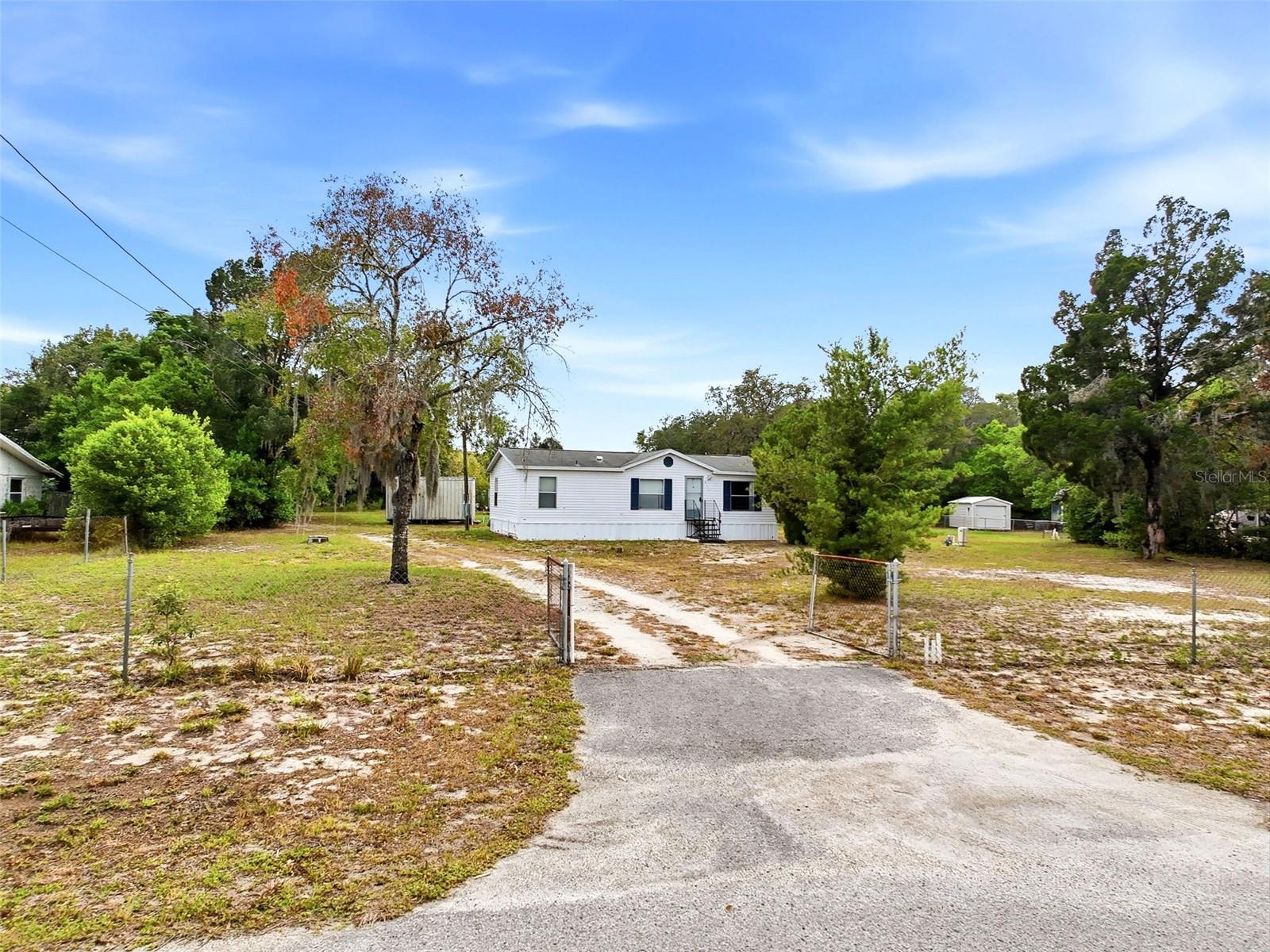 COLONY VILLAGE - Residential