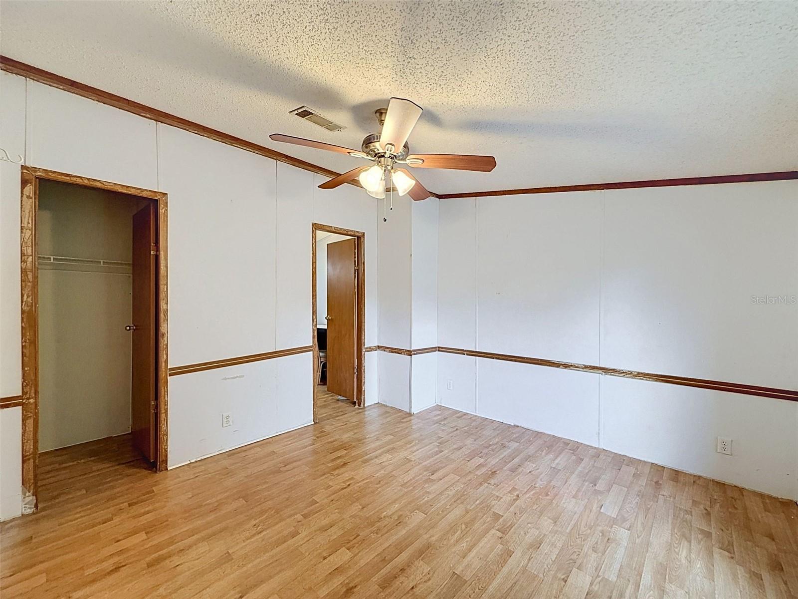 COLONY VILLAGE - Residential