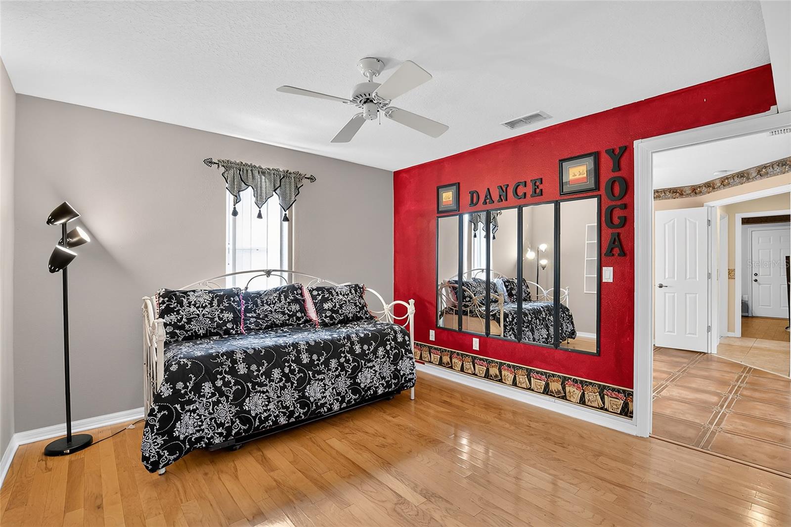WILLOW BEND - Residential