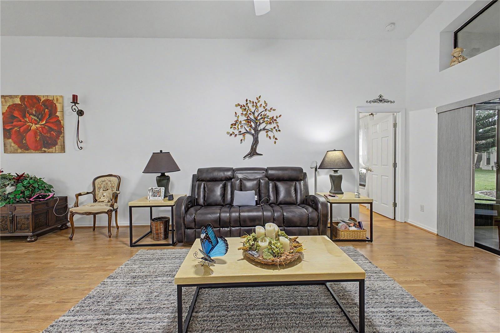 WELLINGTON AT SEVEN HILLS PH 3 - Residential