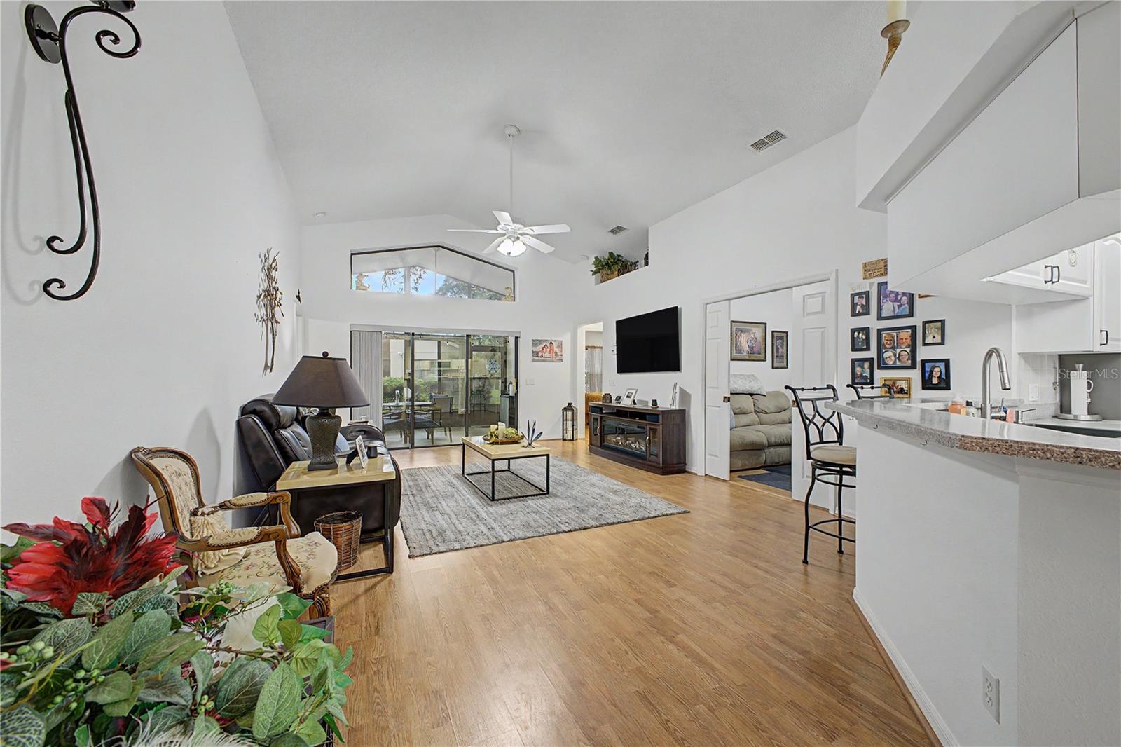 WELLINGTON AT SEVEN HILLS PH 3 - Residential