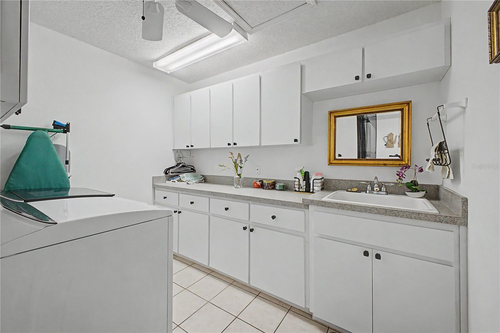 WELLINGTON AT SEVEN HILLS PH 3 - Residential