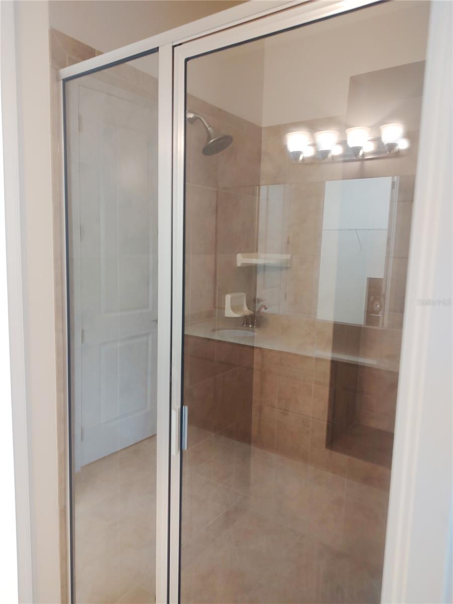 PLANTATION BAY SEC 2E-5 UN 3 - Residential