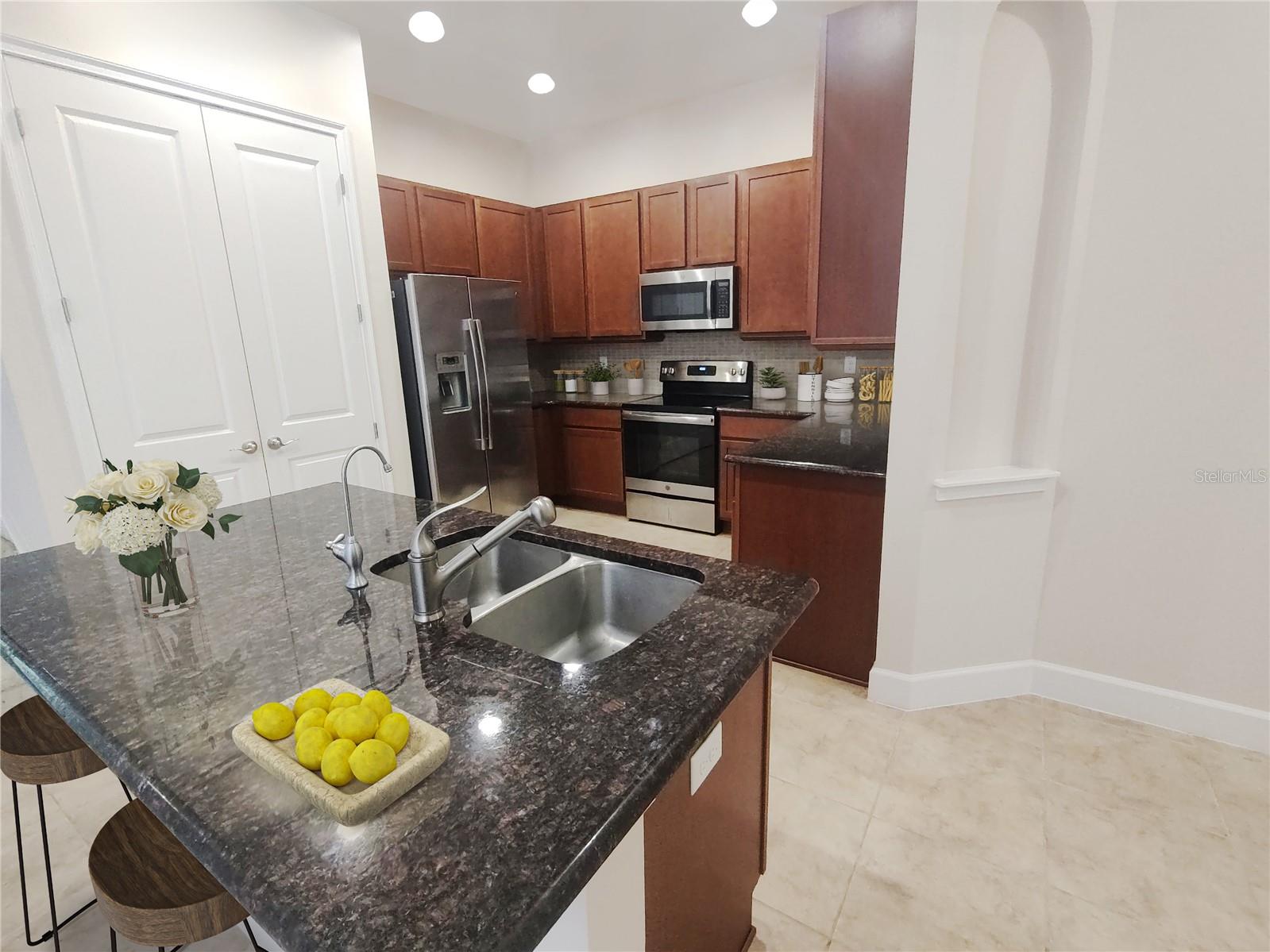 PLANTATION BAY SEC 2E-5 UN 3 - Residential