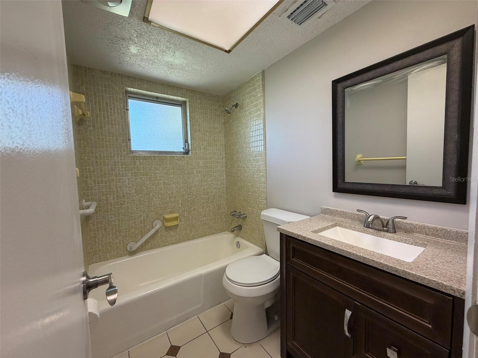 DECOSTERS ADD - Residential Lease