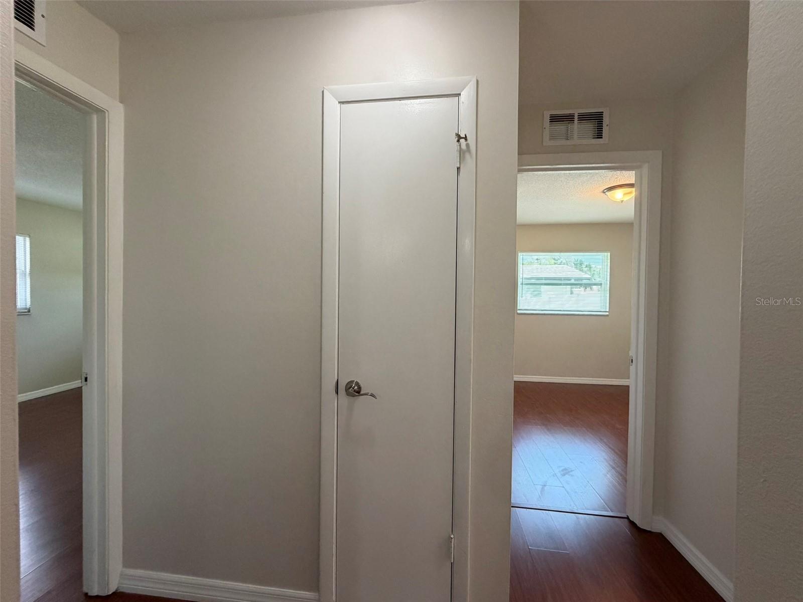 DECOSTERS ADD - Residential Lease