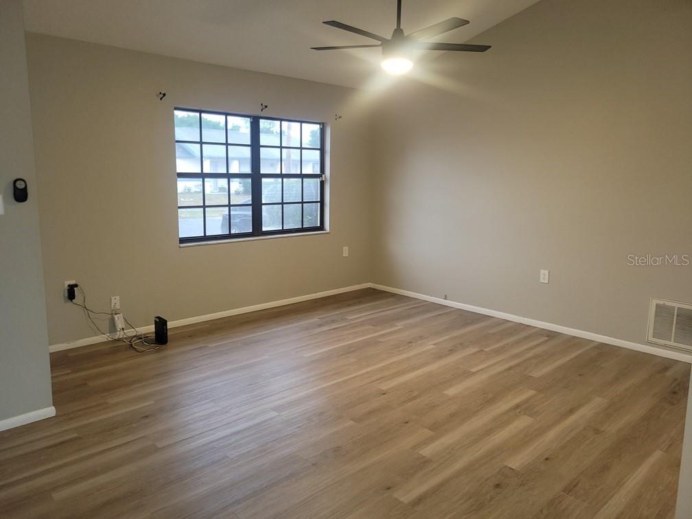 HOLIDAY LAKES WEST - Residential Lease
