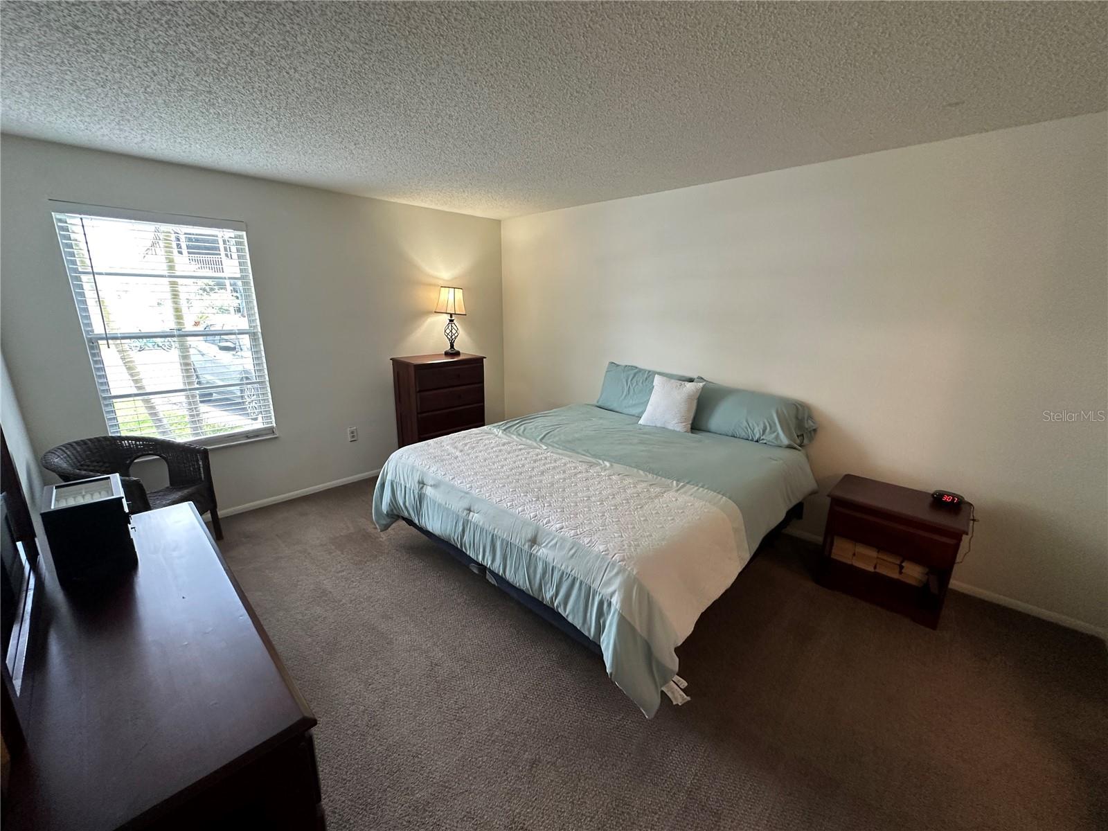 MIRROR LAKE SEC 3 - Residential Lease