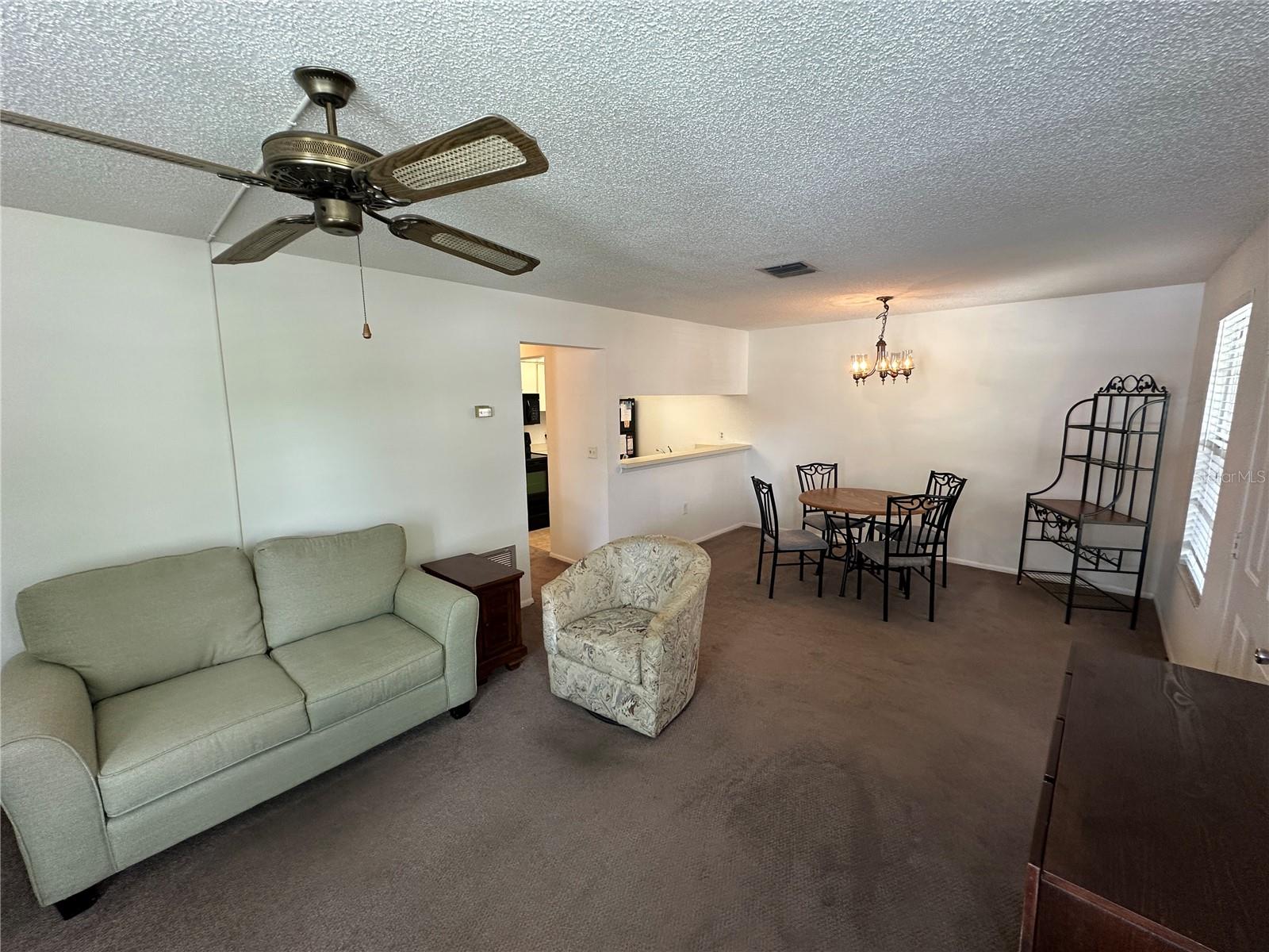 MIRROR LAKE SEC 3 - Residential Lease