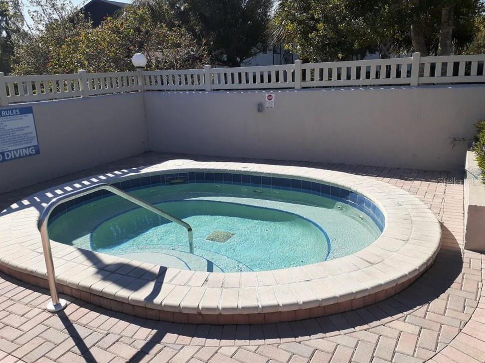MIRROR LAKE SEC 3 - Residential Lease