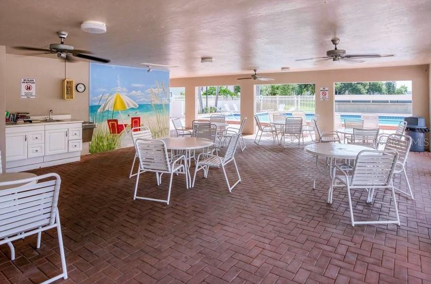 MIRROR LAKE SEC 3 - Residential Lease