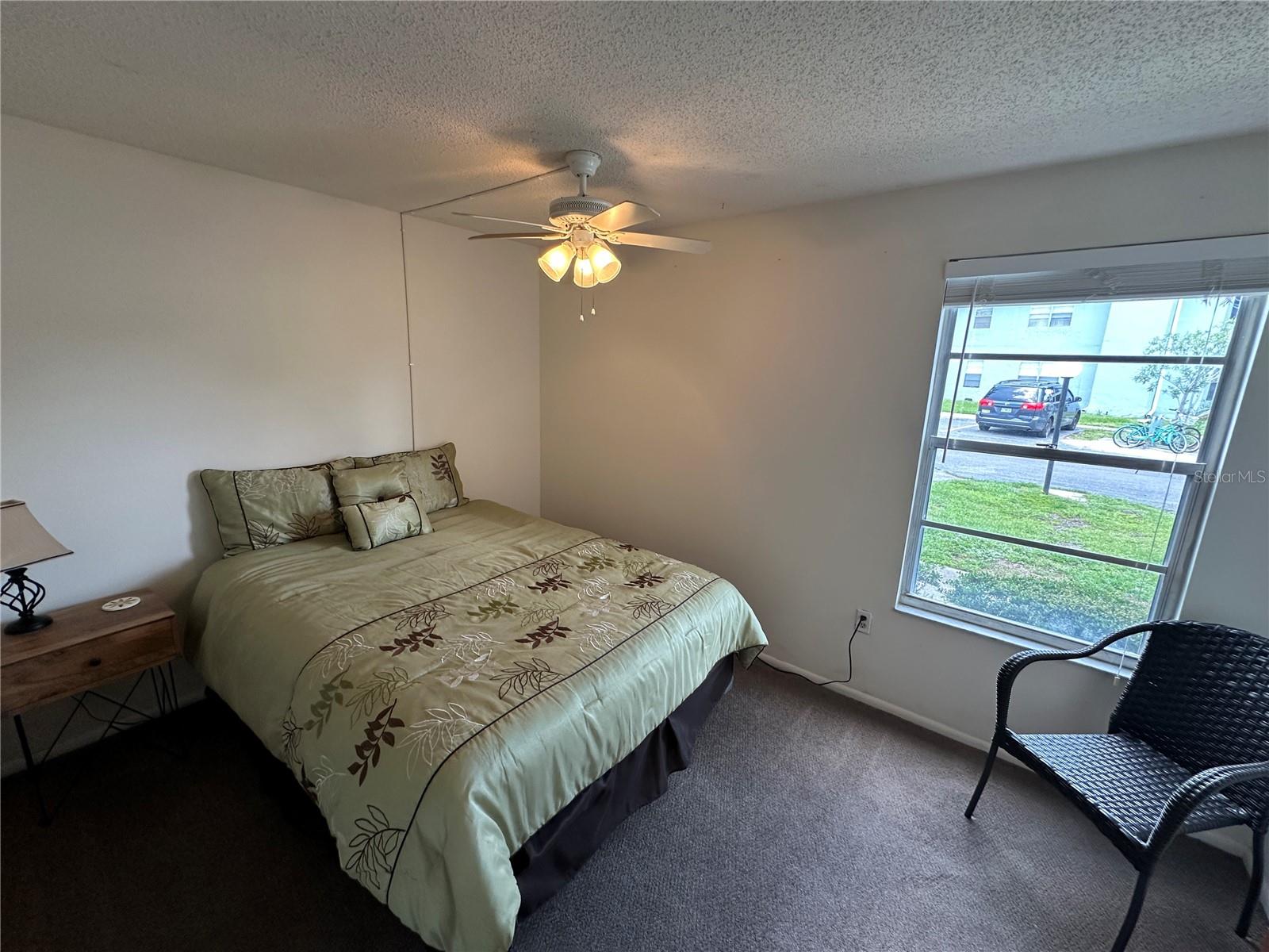 MIRROR LAKE SEC 3 - Residential Lease