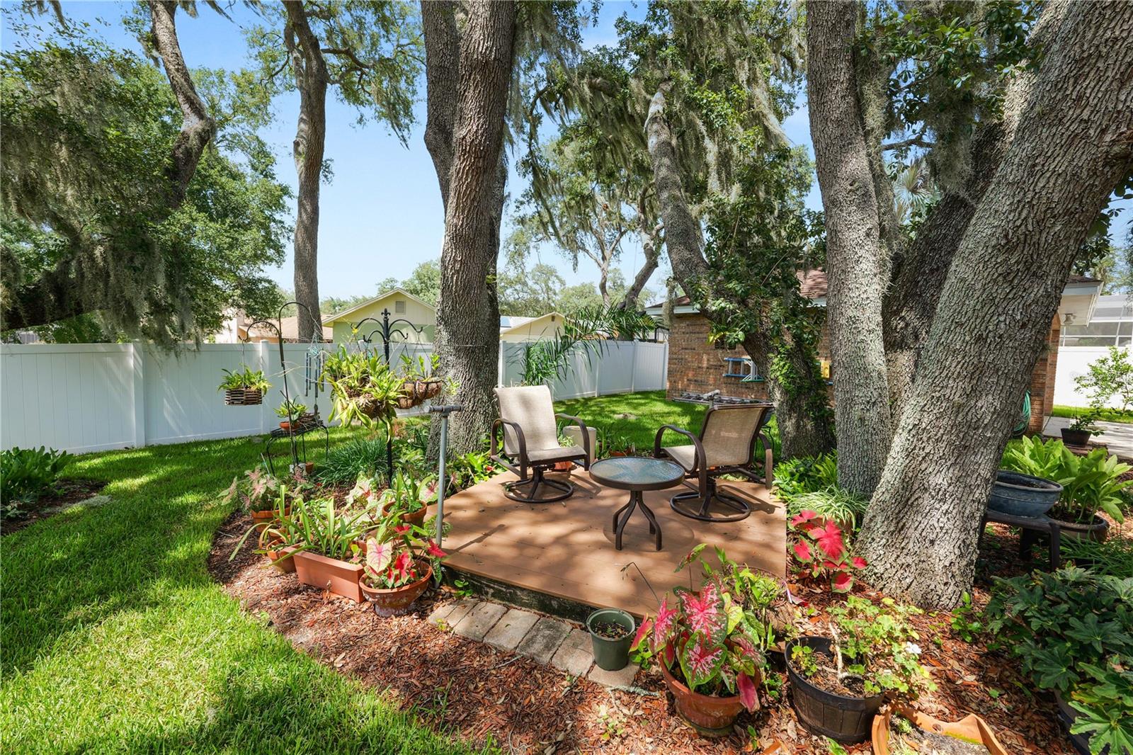 SHERWOOD LAKES - Residential