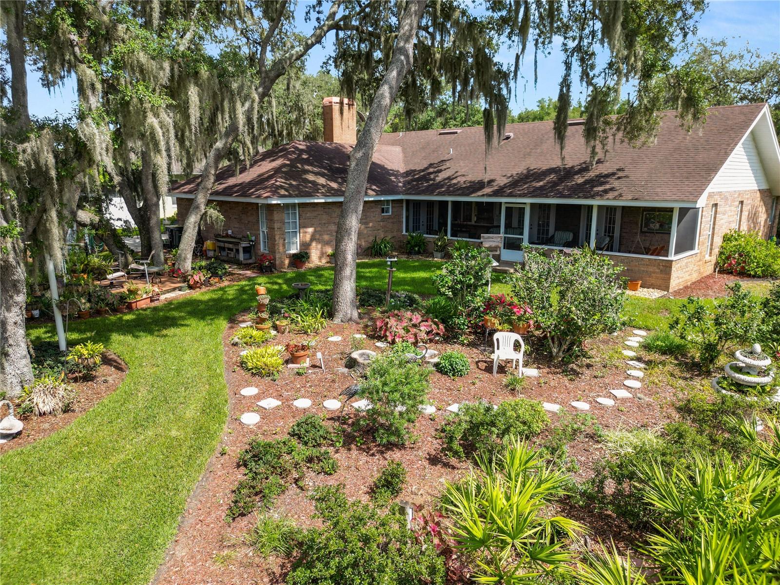 SHERWOOD LAKES - Residential