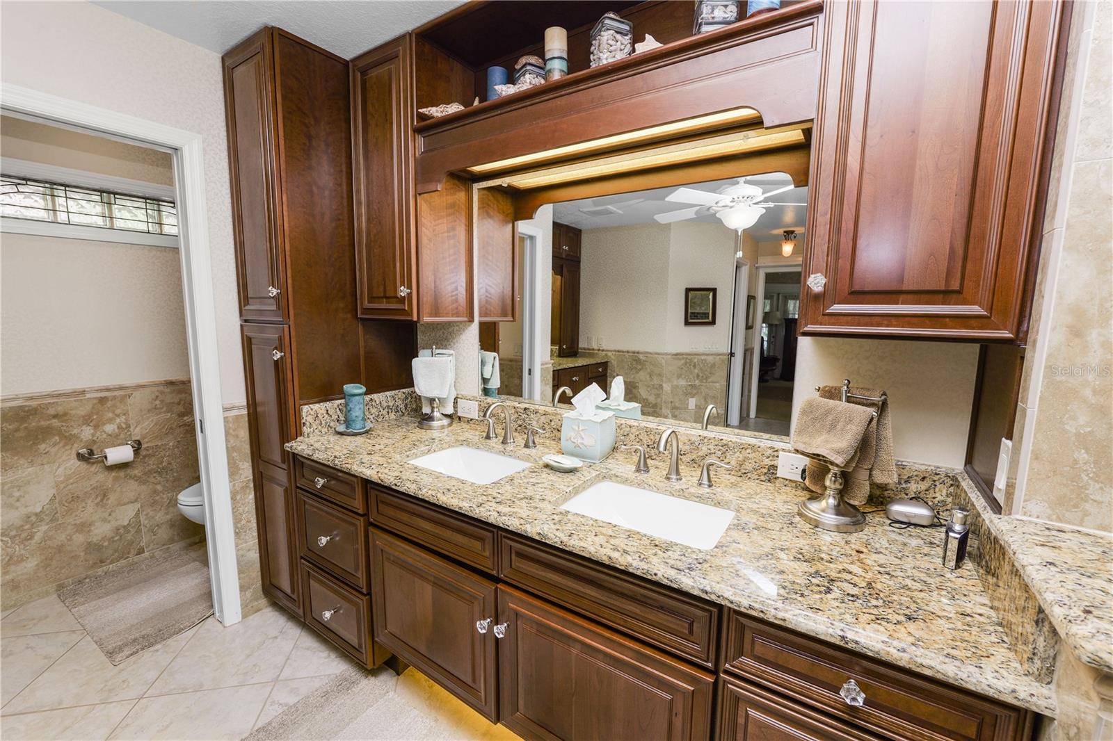 SHERWOOD LAKES - Residential