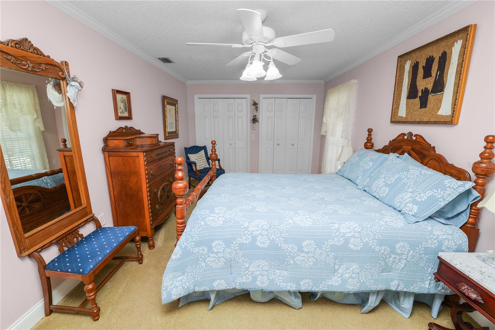 SHERWOOD LAKES - Residential