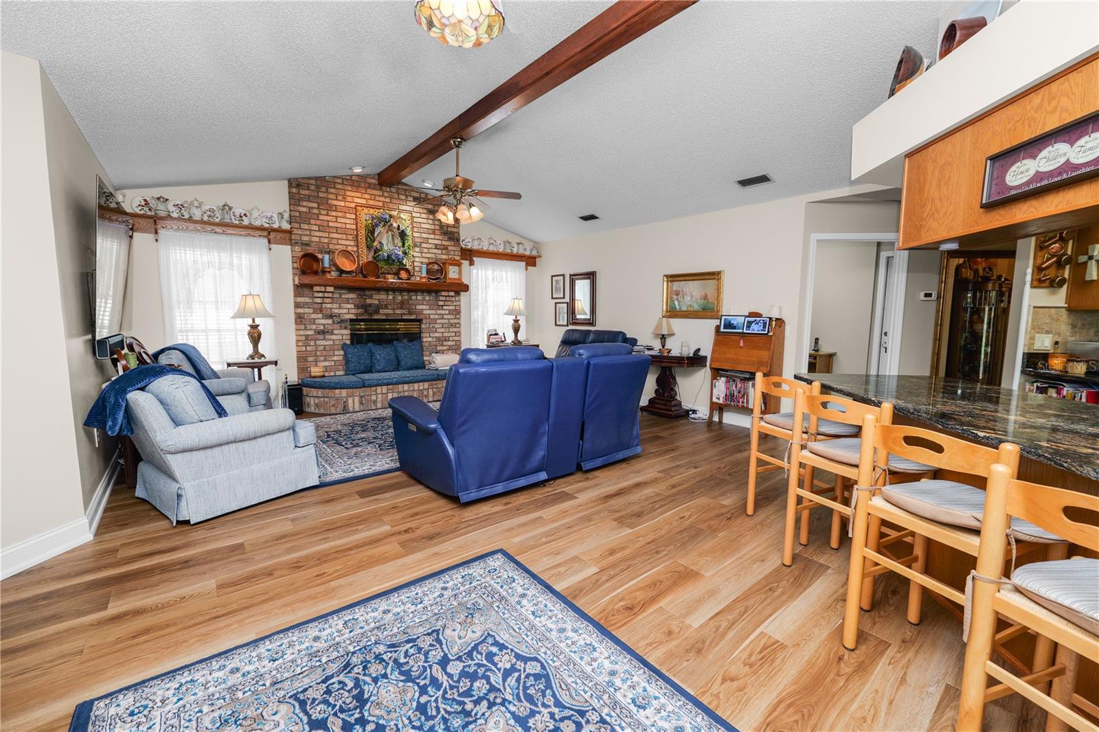 SHERWOOD LAKES - Residential