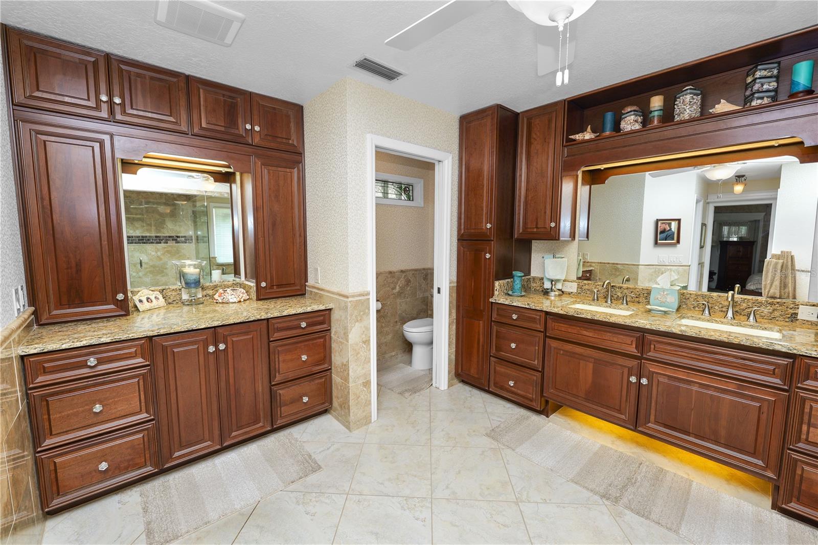 SHERWOOD LAKES - Residential