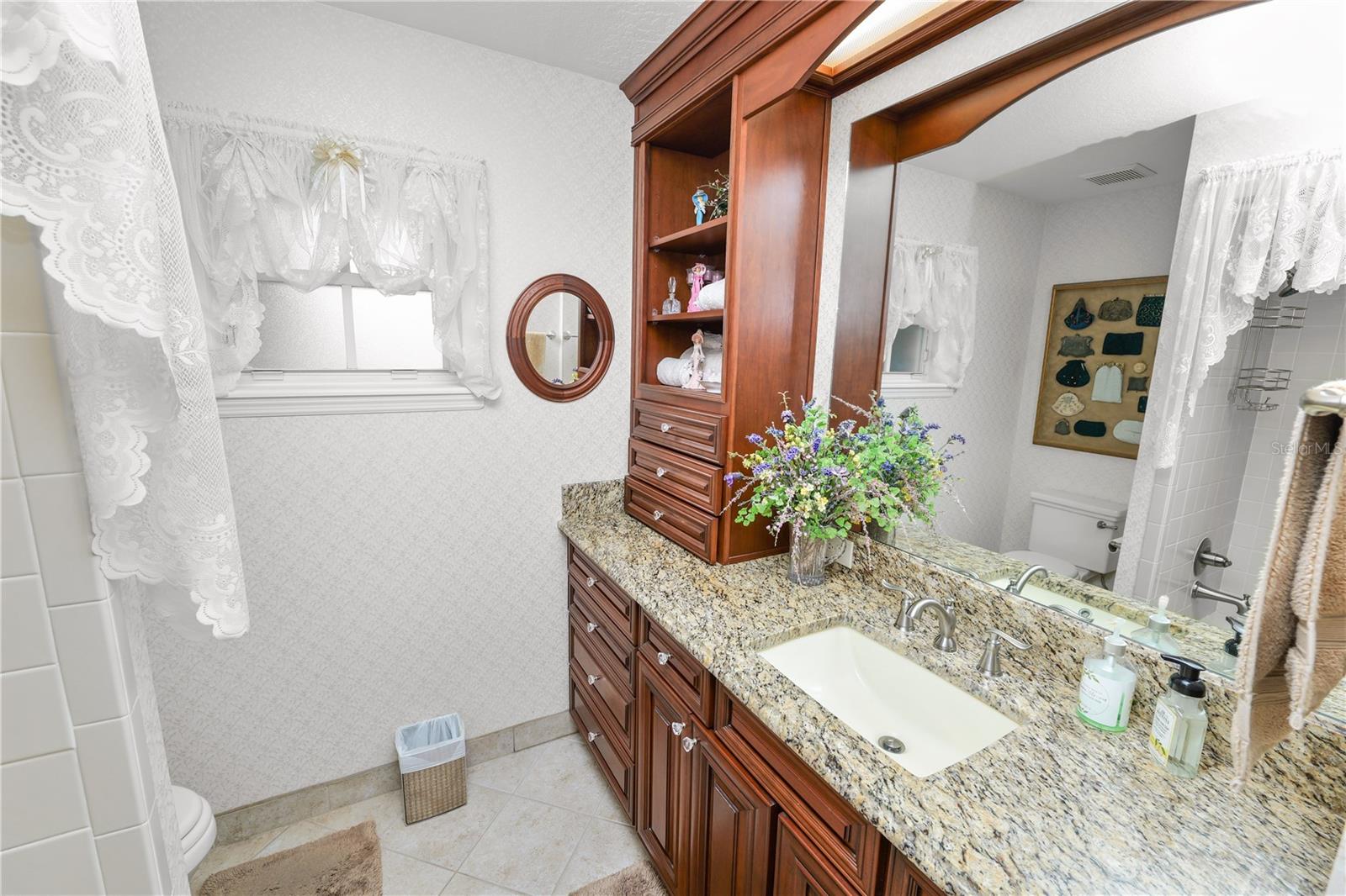 SHERWOOD LAKES - Residential