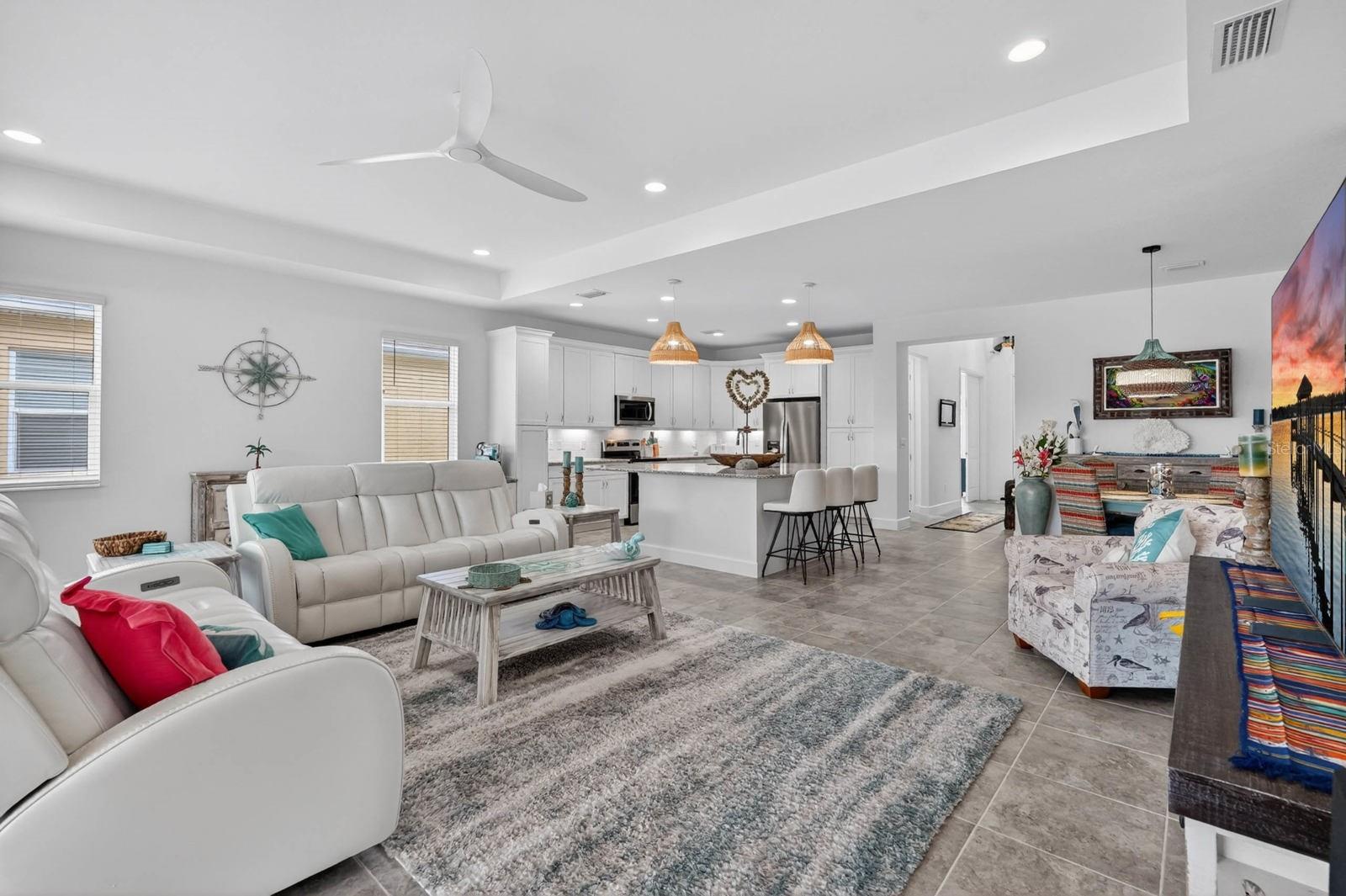 LATITUDE/DAYTONA BEACH PH 7 - Residential