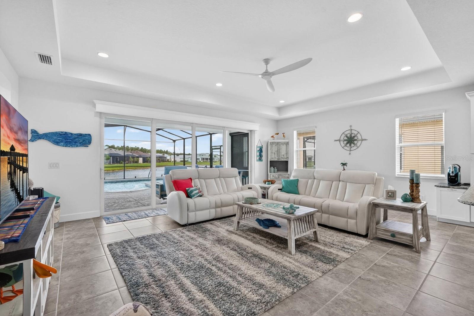 LATITUDE/DAYTONA BEACH PH 7 - Residential