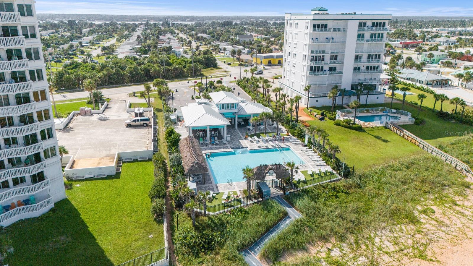 LATITUDE/DAYTONA BEACH PH 7 - Residential