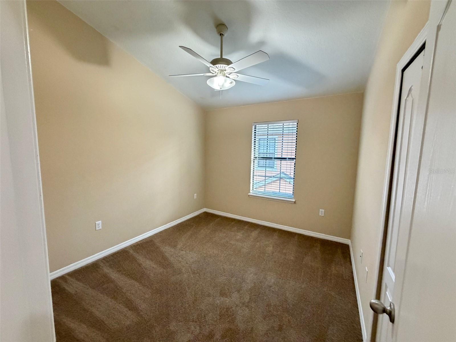 FISHHAWK RANCH PH 2 TR 1 - Residential Lease