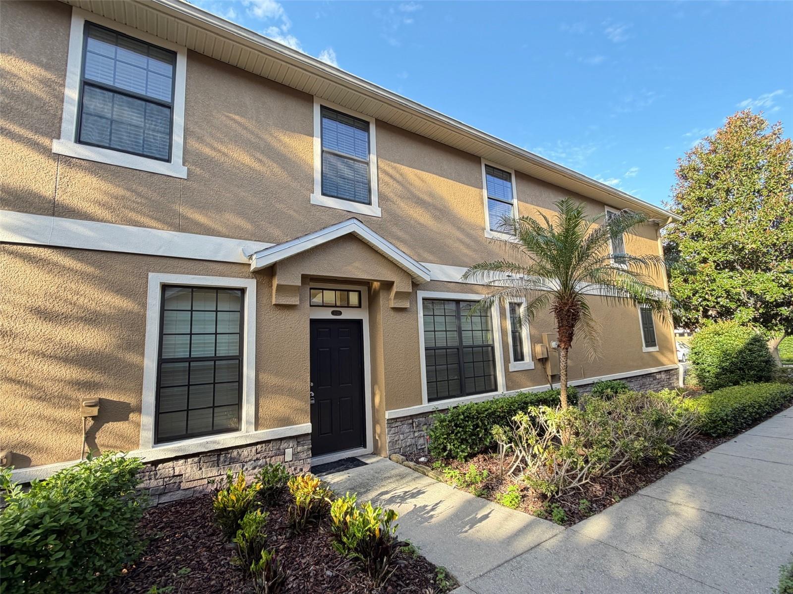 FISHHAWK RANCH PH 2 TR 1 - Residential Lease