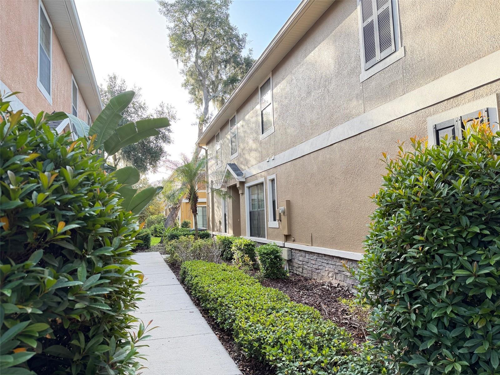 FISHHAWK RANCH PH 2 TR 1 - Residential Lease