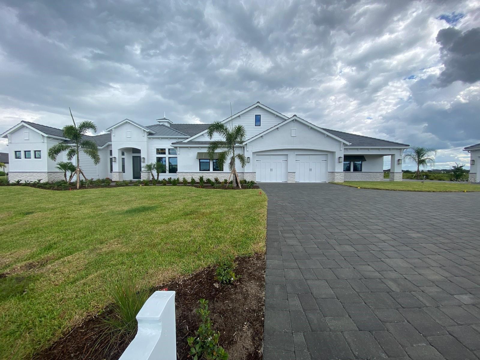 INDIAN LAKES- 3198 - Residential