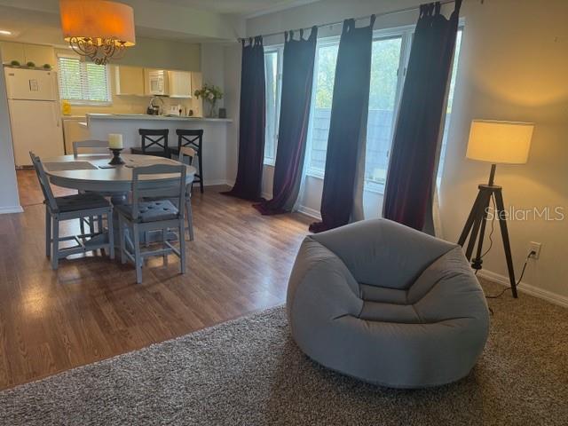 500200 - NAPLES BATH & TENNIS CLUB UNIT H A CONDO - Residential