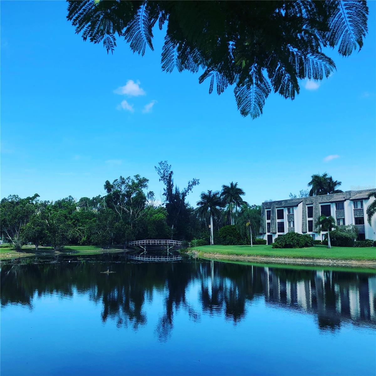 500200 - NAPLES BATH & TENNIS CLUB UNIT H A CONDO - Residential