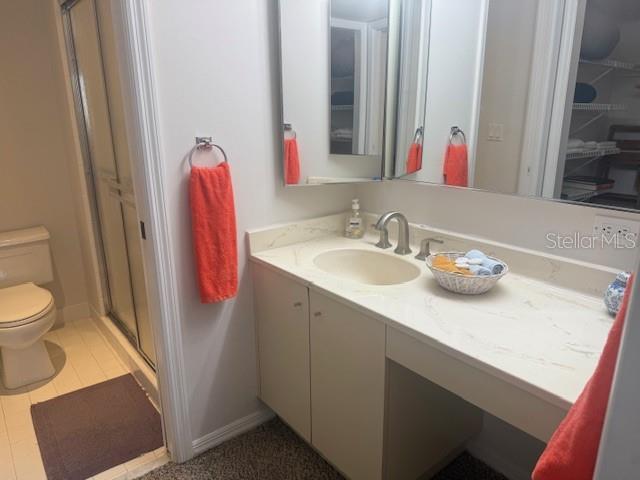 500200 - NAPLES BATH & TENNIS CLUB UNIT H A CONDO - Residential