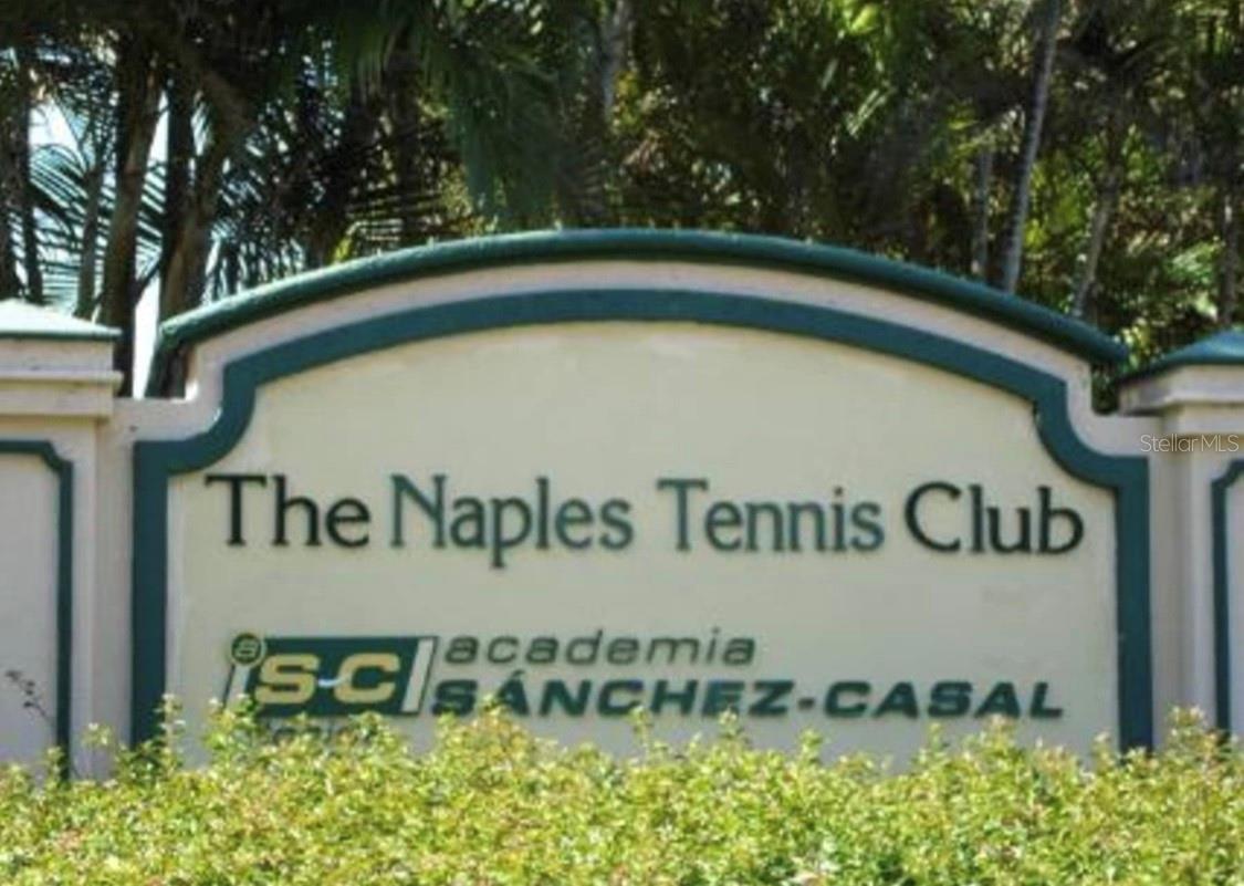 500200 - NAPLES BATH & TENNIS CLUB UNIT H A CONDO - Residential