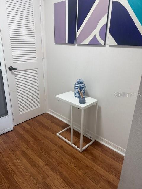 500200 - NAPLES BATH & TENNIS CLUB UNIT H A CONDO - Residential