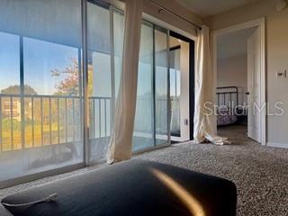500200 - NAPLES BATH & TENNIS CLUB UNIT H A CONDO - Residential
