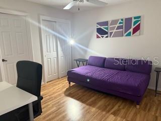 500200 - NAPLES BATH & TENNIS CLUB UNIT H A CONDO - Residential