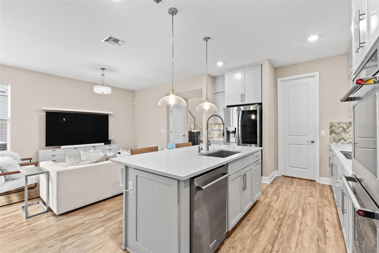 SAND LAKE SOUND - Residential