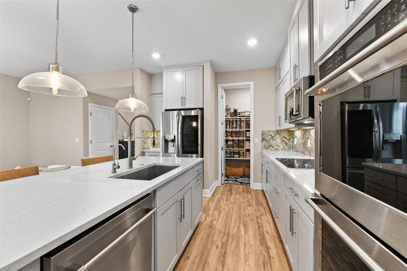 SAND LAKE SOUND - Residential