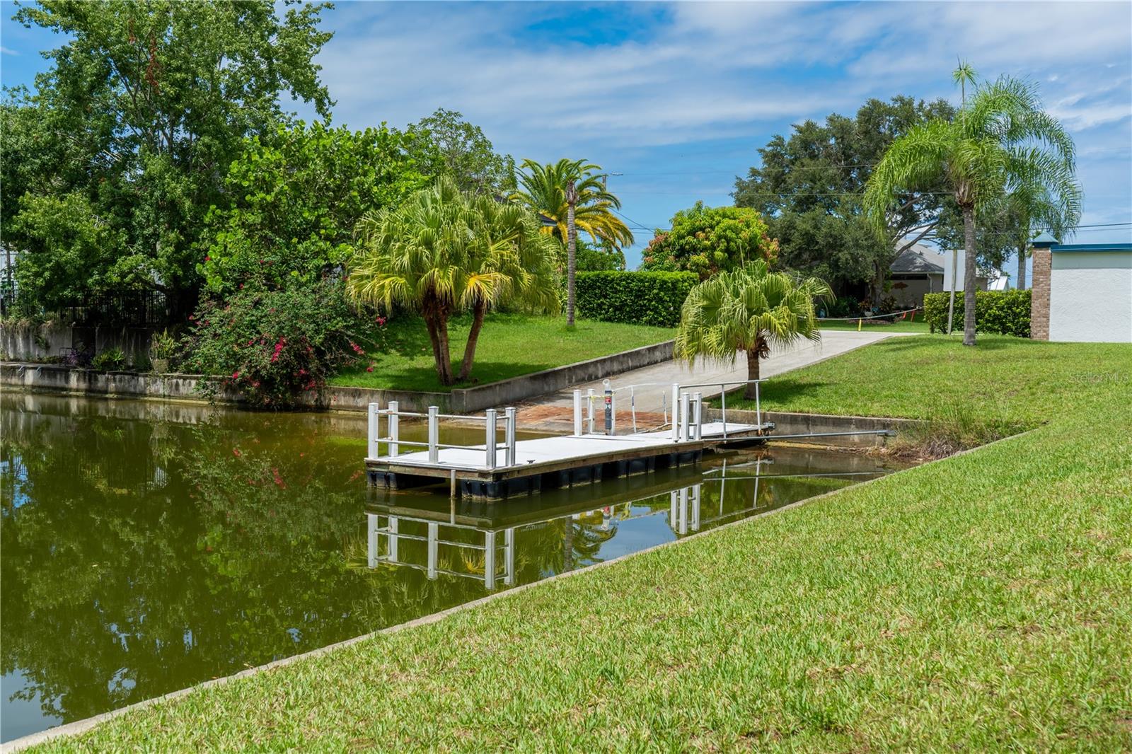 HERNANDO BEACH - Residential