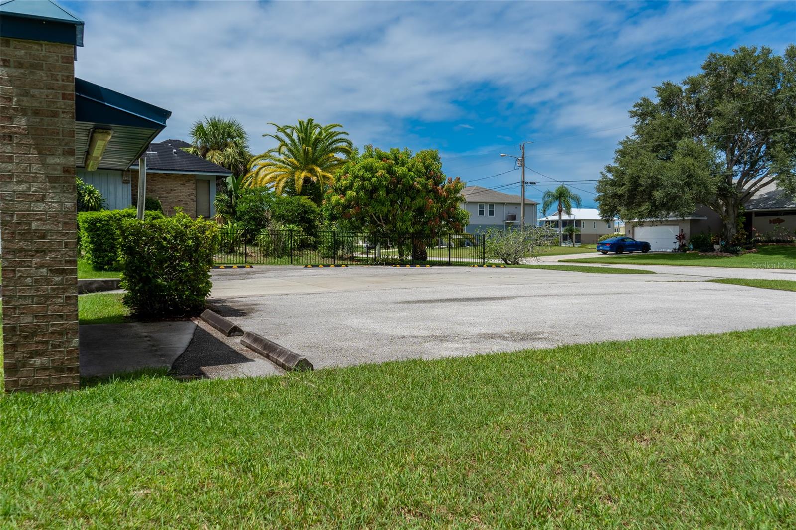 HERNANDO BEACH - Residential