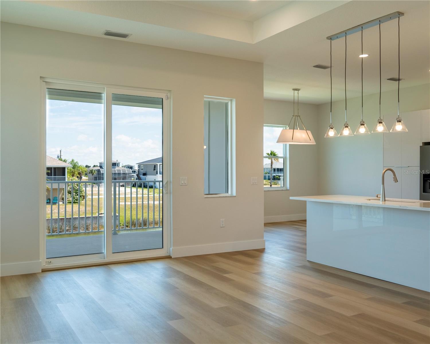HERNANDO BEACH - Residential